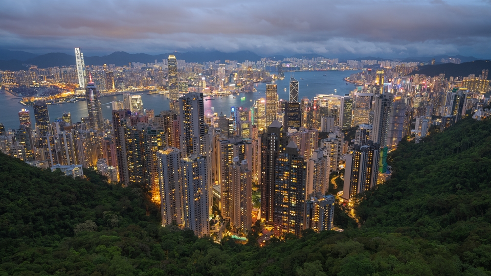 Nightscape overlooking Hong Kong skylines at Victoria Peak